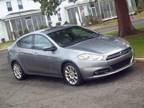 Used 2013 Dodge Dart Limited image 24
