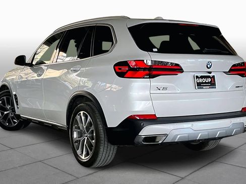 Used 2026 BMW X5 sDrive40i image 11