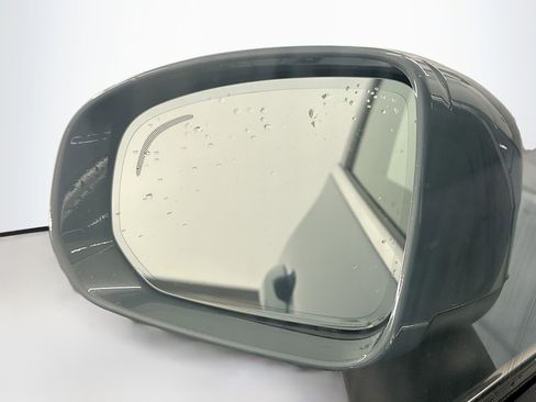 Used 2023 Volvo XC60 B5 Core w/ Climate Package image 16