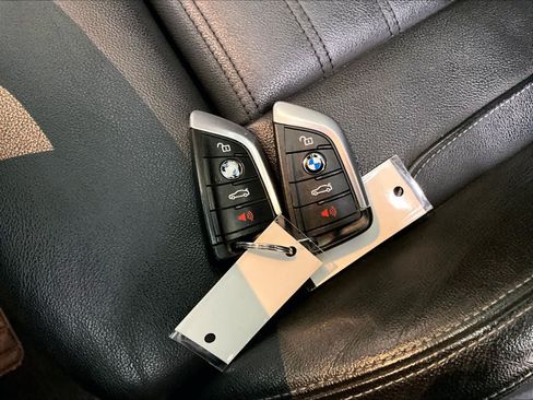 Used 2018 BMW X3 xDrive30i AWD/4WD image 13