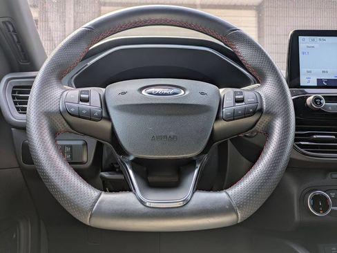 Used 2025 Ford Escape ST-Line FWD image 21