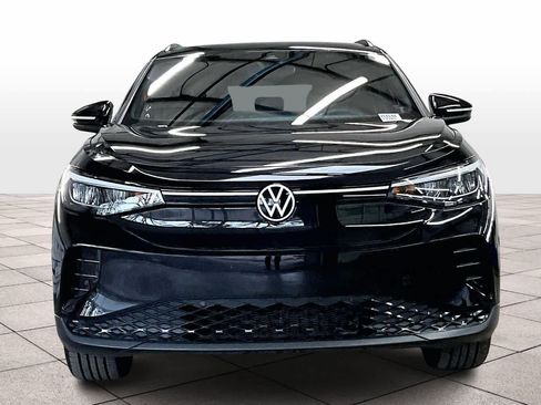 Used 2023 Volkswagen ID.4 Pro image 3