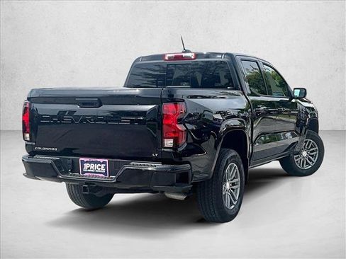 Used 2024 Chevrolet Colorado LT w/ LT Convenience Package RWD image 2