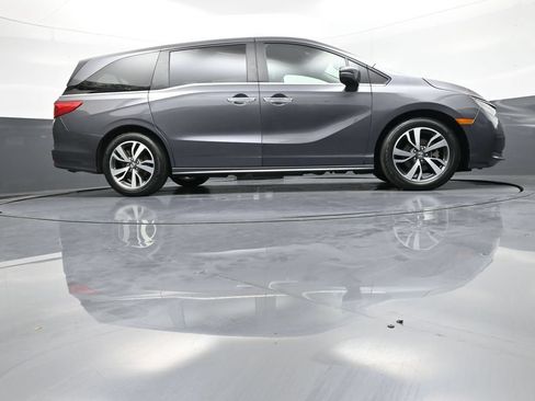 Certified 2024 Honda Odyssey Touring image 31