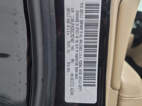 Used 2019 Jeep Grand Cherokee Laredo w/ Security & Convenience Group image 33