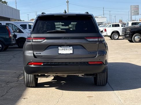 Used 2024 Jeep Grand Cherokee Limited w/ Luxury Tech Group II image 4