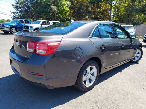 Used 2013 Chevrolet Malibu LS w/ Protection Package FWD image 4
