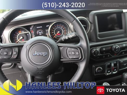 Used 2021 Jeep Wrangler Sport AWD/4WD image 14