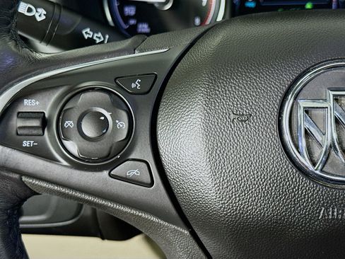 Used 2019 Buick Enclave Essence AWD/4WD image 13