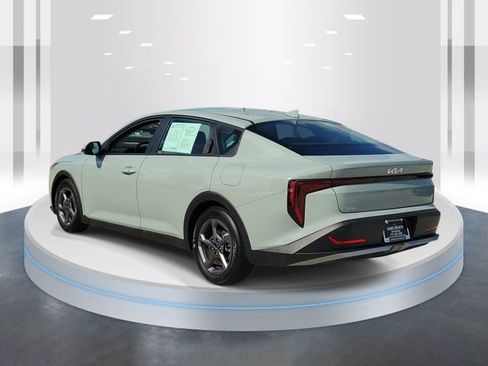 Used 2025 Kia K4 FWD image 4