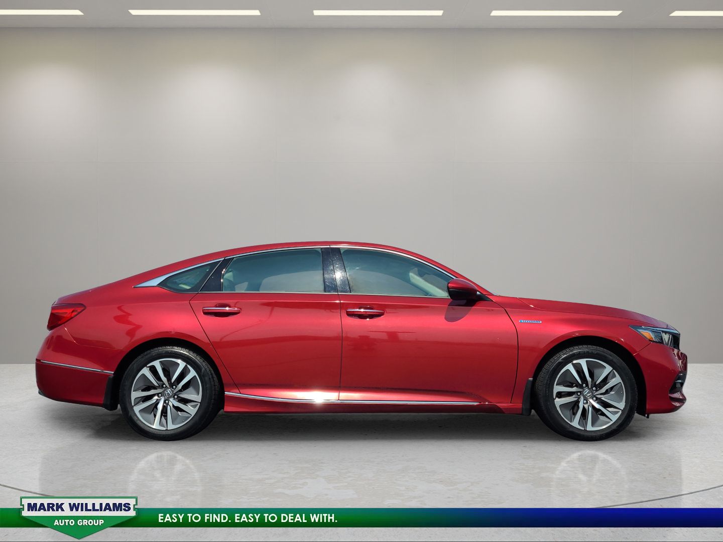 Used 2019 Honda Accord Touring image 2