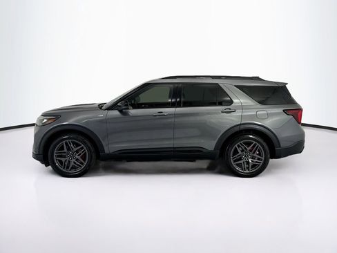 Used 2025 Ford Explorer ST-Line w/ Premium Package RWD image 8