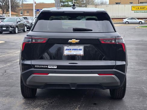 Certified 2025 Chevrolet Equinox LT image 12