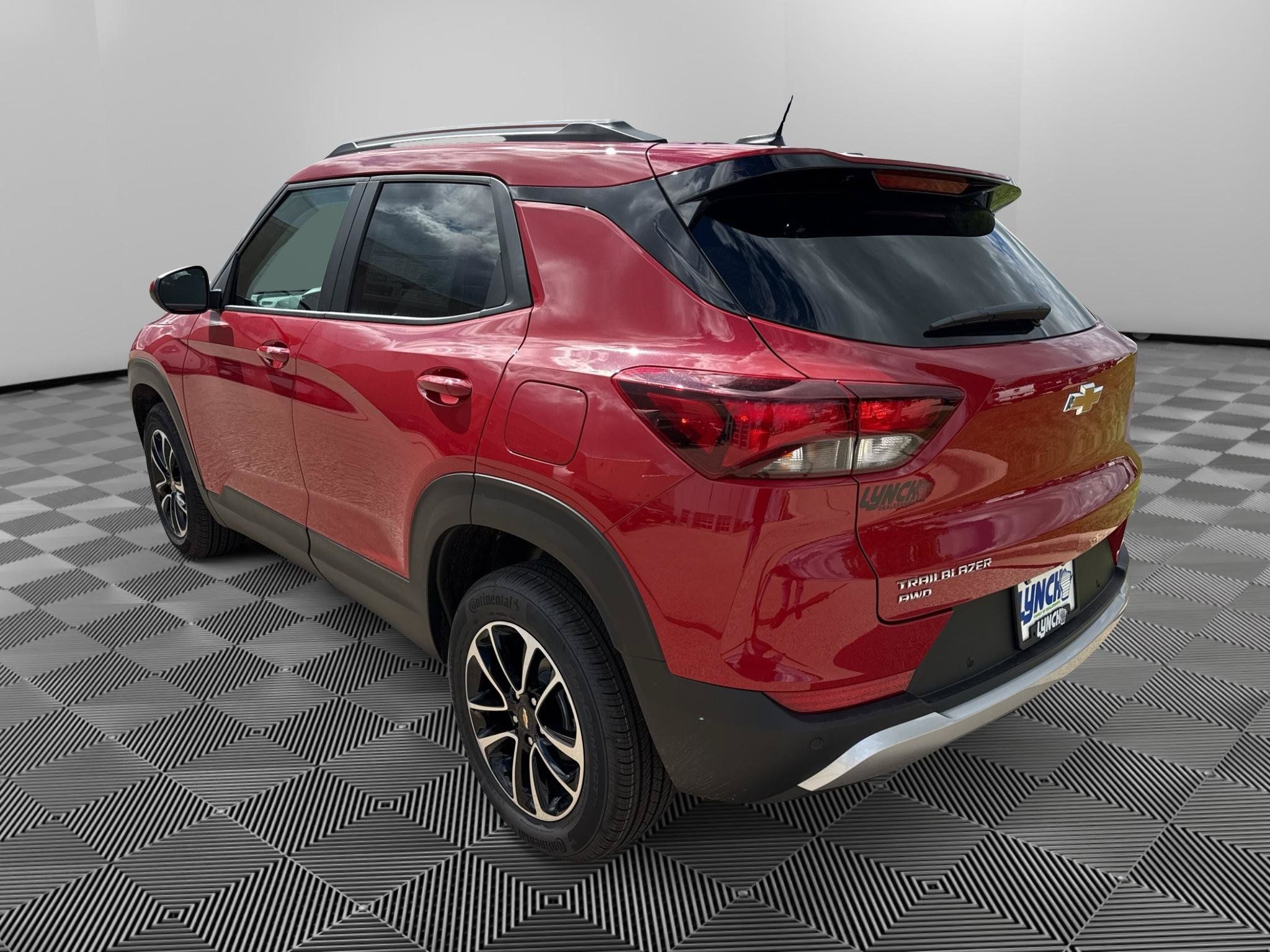 New 2026 Chevrolet TrailBlazer LT w/ Convenience Package AWD/4WD image 3