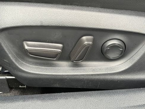Used 2024 Toyota Camry XSE FWD image 15