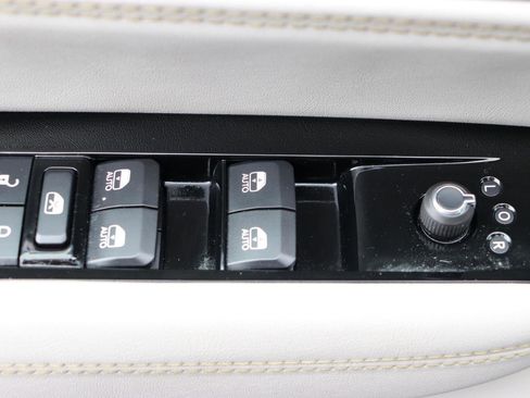 Used 2025 Jeep Wagoneer Series II AWD/4WD image 55