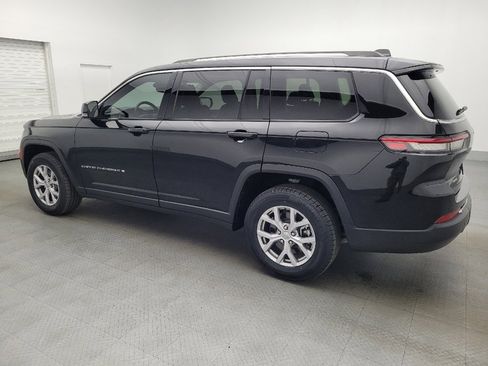 Used 2022 Jeep Grand Cherokee L Limited image 3
