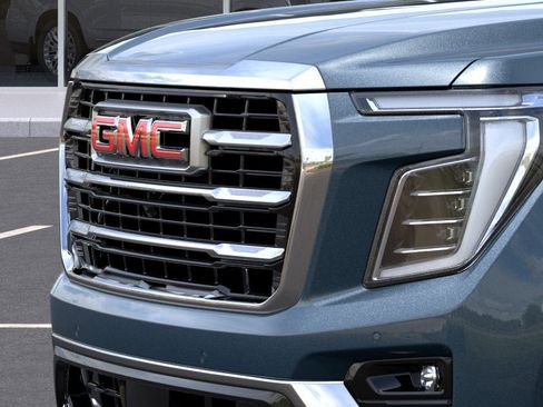 New 2026 GMC Yukon Elevation w/ Elevation Premium Package AWD/4WD image 13