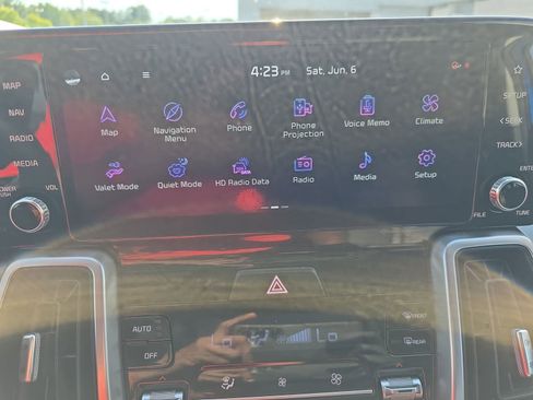 Used 2022 Kia Sorento S w/ Panoramic Sunroof Package FWD image 22