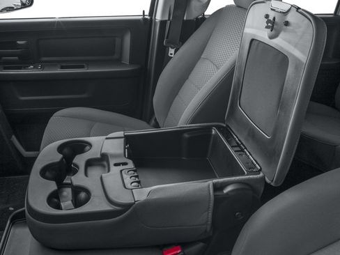 Used 2016 RAM 2500 Tradesman w/ Chrome Appearance Group image 19