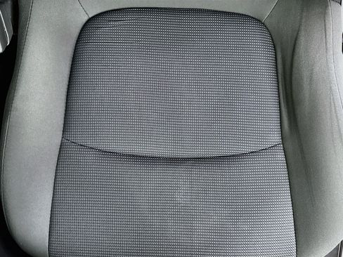 Used 2020 Toyota RAV4 LE w/ All Weather Liner Package AWD/4WD image 18