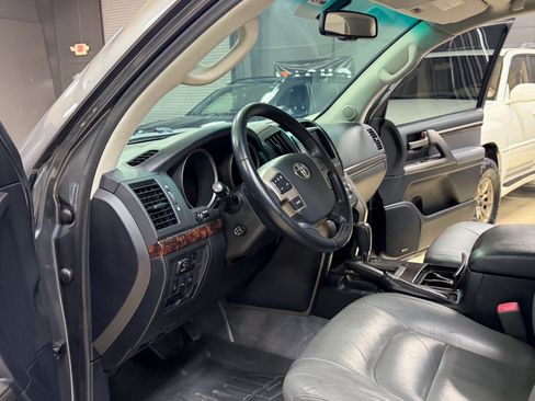 Used 2008 Toyota Land Cruiser AWD/4WD image 20