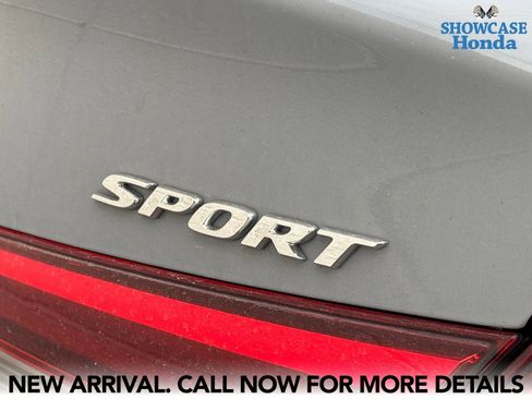 Used 2022 Honda Civic Sport image 11
