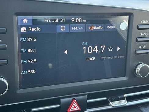 Certified 2026 Hyundai Elantra SE FWD image 18