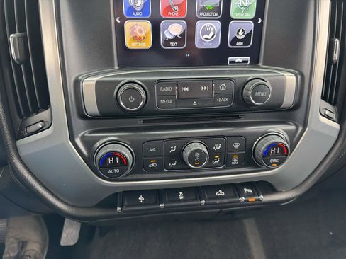 Used 2018 GMC Sierra 1500 SLE w/ SLE Value Package image 32