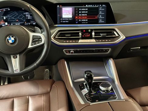 Used 2022 BMW X6 xDrive40i w/ M Sport Package image 19