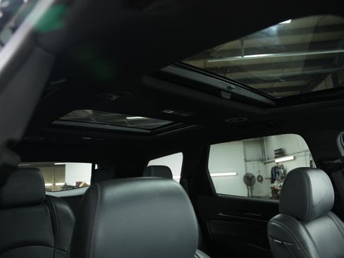 Used 2024 Buick Enclave Premium w/ Experience Buick Package image 20