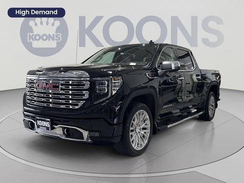 Used 2024 GMC Sierra 1500 Denali w/ Technology Package AWD/4WD image 1