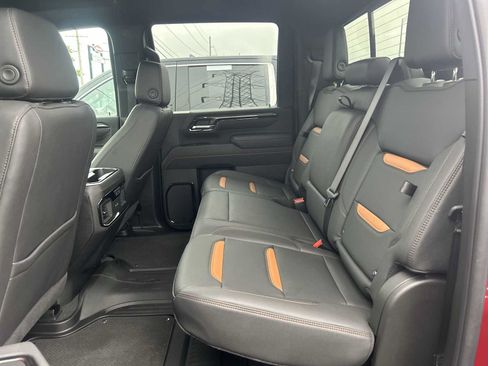 Used 2025 GMC Sierra 2500 AT4 w/ AT4 Premium Plus Package AWD/4WD image 26