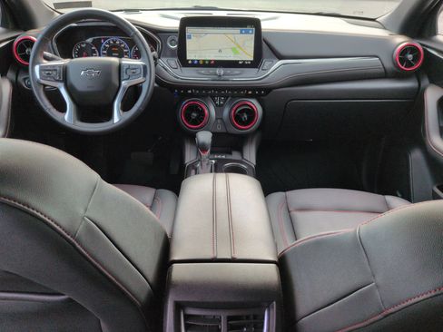 Certified 2025 Chevrolet Blazer RS w/ Enhanced Convenience Package AWD/4WD image 21