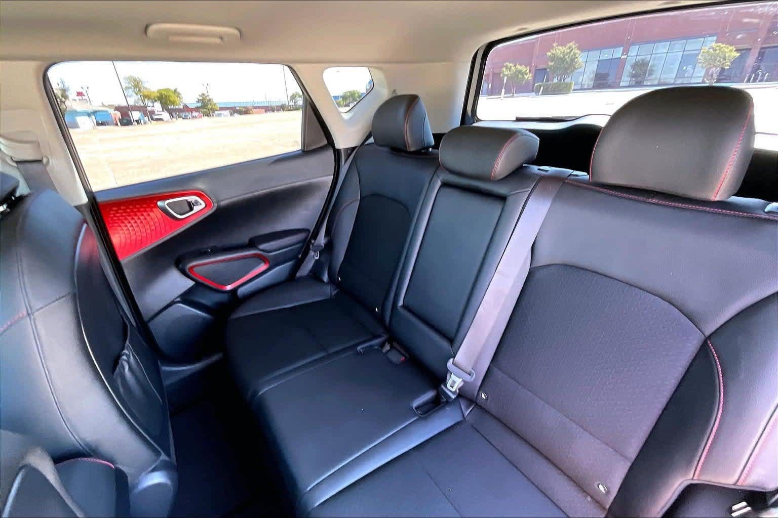 Used 2024 Kia Soul GT-Line FWD image 29