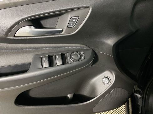 Used 2024 Buick Envista Sport Touring w/ Convenience I Package image 13