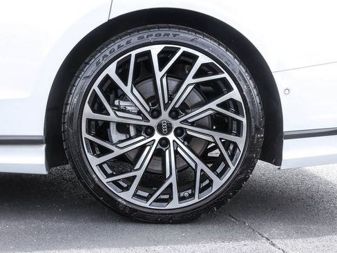 Used 2023 Audi A8 L 3.0T w/ Executive Package AWD/4WD image 17