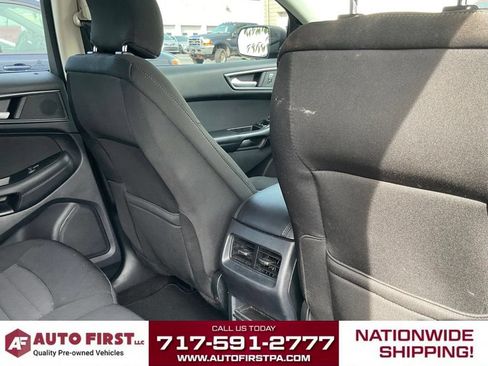 Used 2019 Ford Edge SE FWD image 11