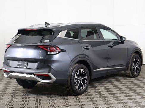 Used 2023 Kia Sportage EX image 10