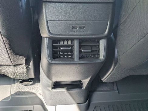 New 2026 Chevrolet Equinox LT FWD image 26