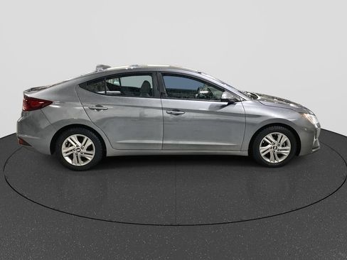 Used 2019 Hyundai Elantra Value Edition FWD image 9