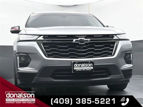 Used 2023 Chevrolet Traverse Premier w/ Redline Edition image 16