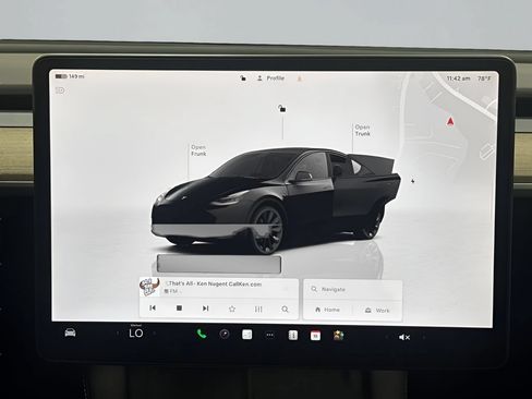 Used 2023 Tesla Model Y Long Range AWD/4WD image 23