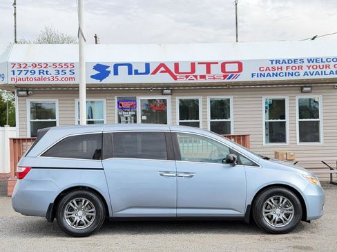 Used 2012 Honda Odyssey EX image 3