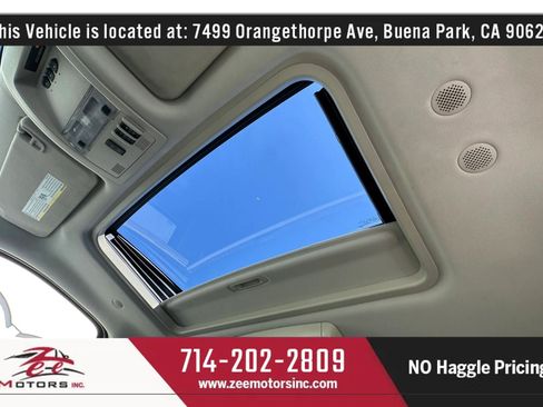 Used 2011 GMC Yukon XL Denali AWD/4WD image 33