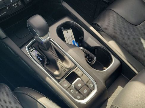 Used 2020 Hyundai Santa Fe Limited image 32