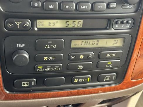 Used 1998 Lexus LX 470 4WD image 21