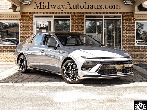 Used 2024 Hyundai Sonata SEL w/ Convenience Package FWD image 3