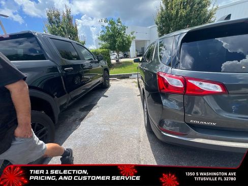 Used 2019 Chevrolet Equinox LT w/ Driver Convenience Package FWD image 7