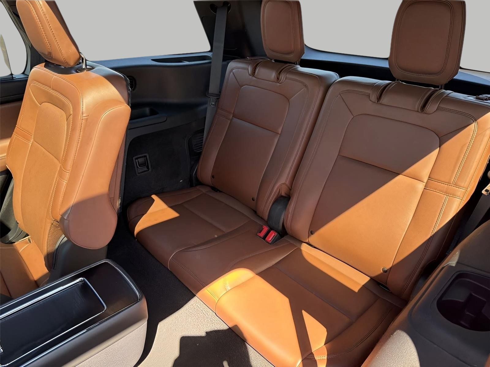Used 2020 Lincoln Aviator Reserve w/ Equipment Group 201A AWD/4WD image 26